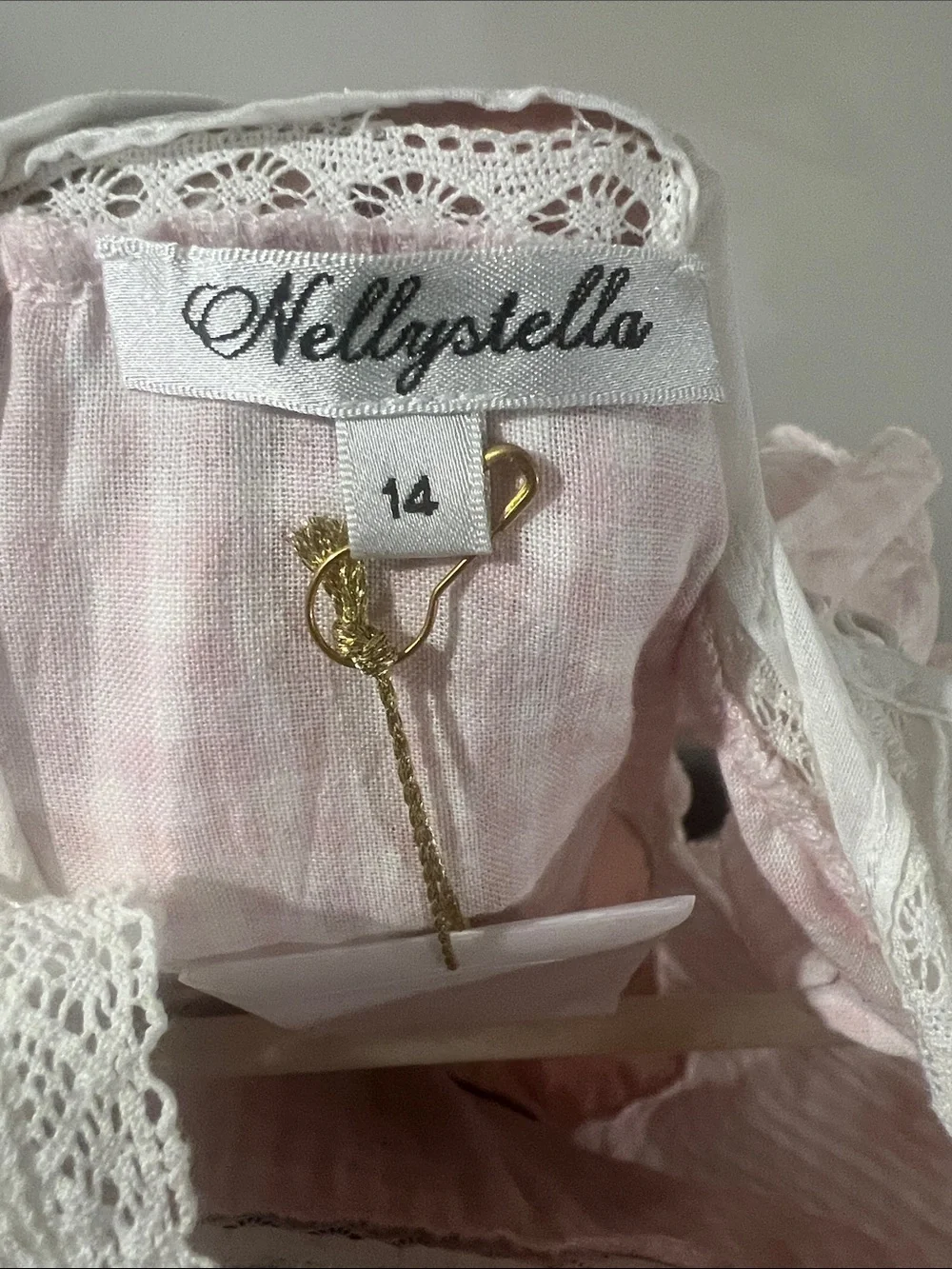 Nellystella beautiful girls